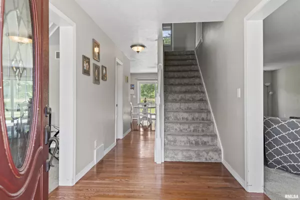 Athens, IL 62713,14231 PIONEER DR