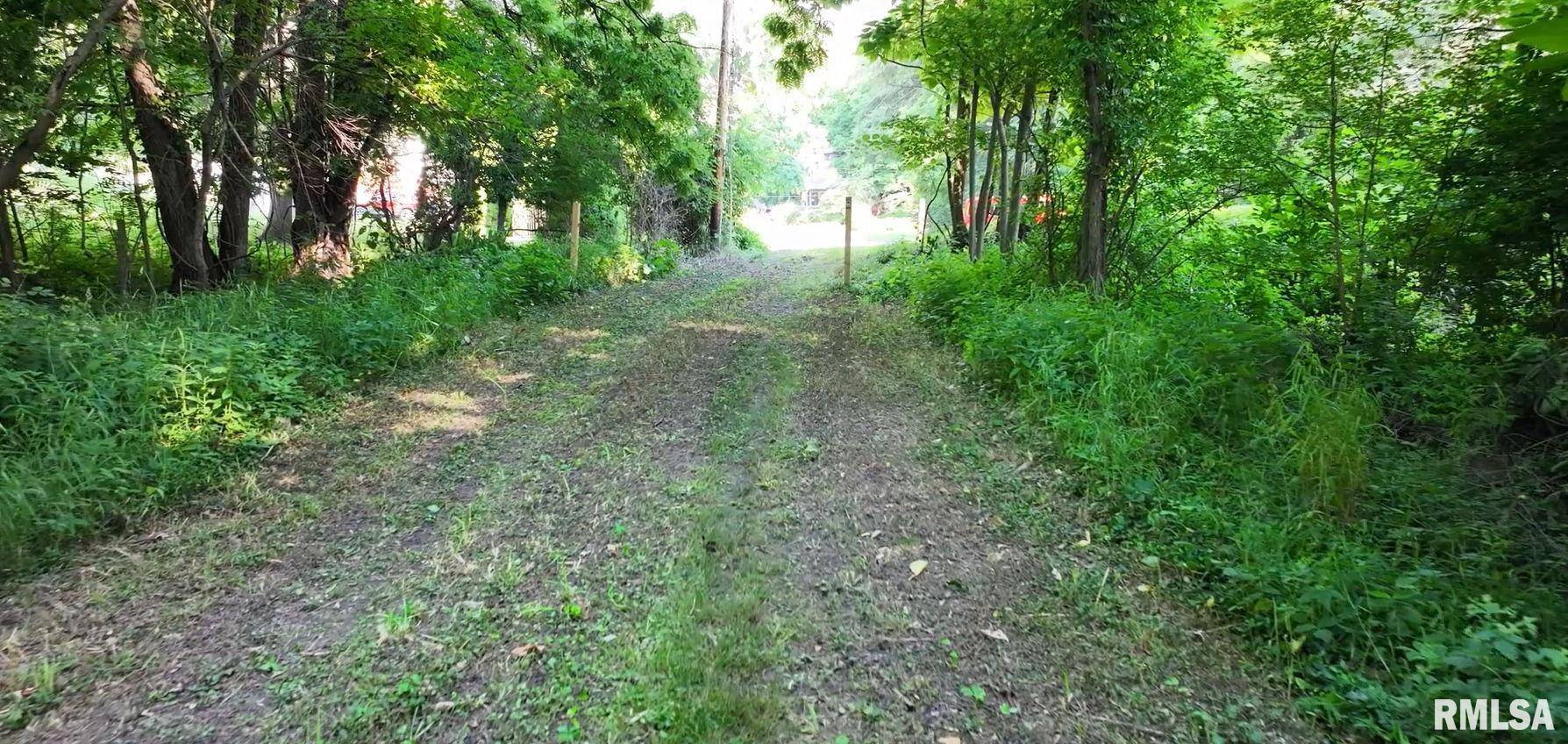 Petersburg, IL 62675,W SHERIDAN RD
