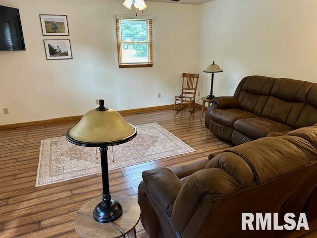 Taylorville, IL 62568,1211 N 1600 E RD