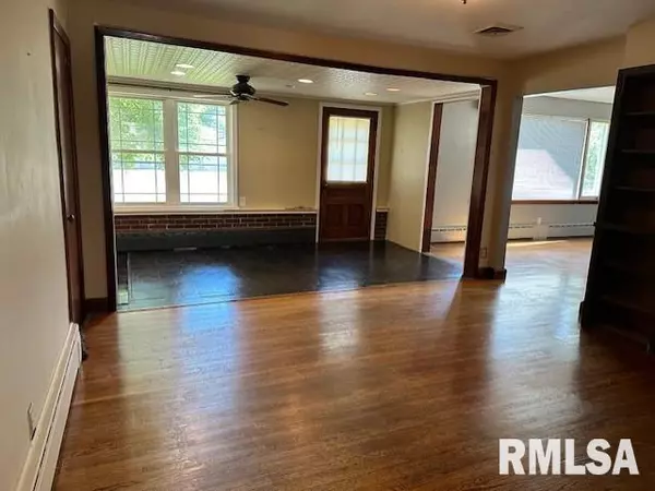 Jacksonville, IL 62650,1435 S WEST ST