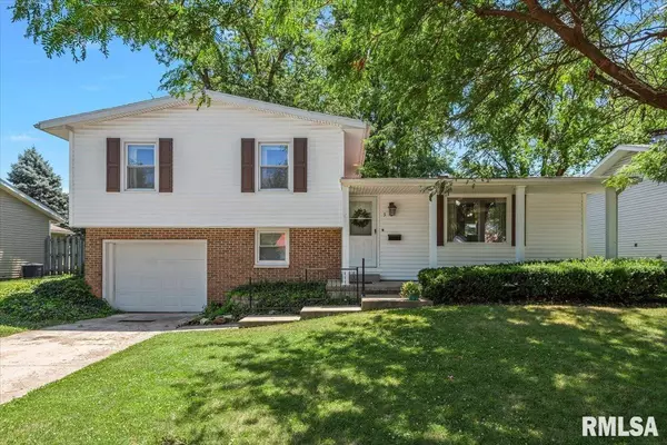 3 SOMMERSET DR,  Jacksonville,  IL 62650
