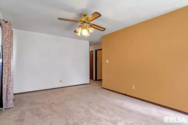 Springfield, IL 62707,3801 Eagle Claw DR