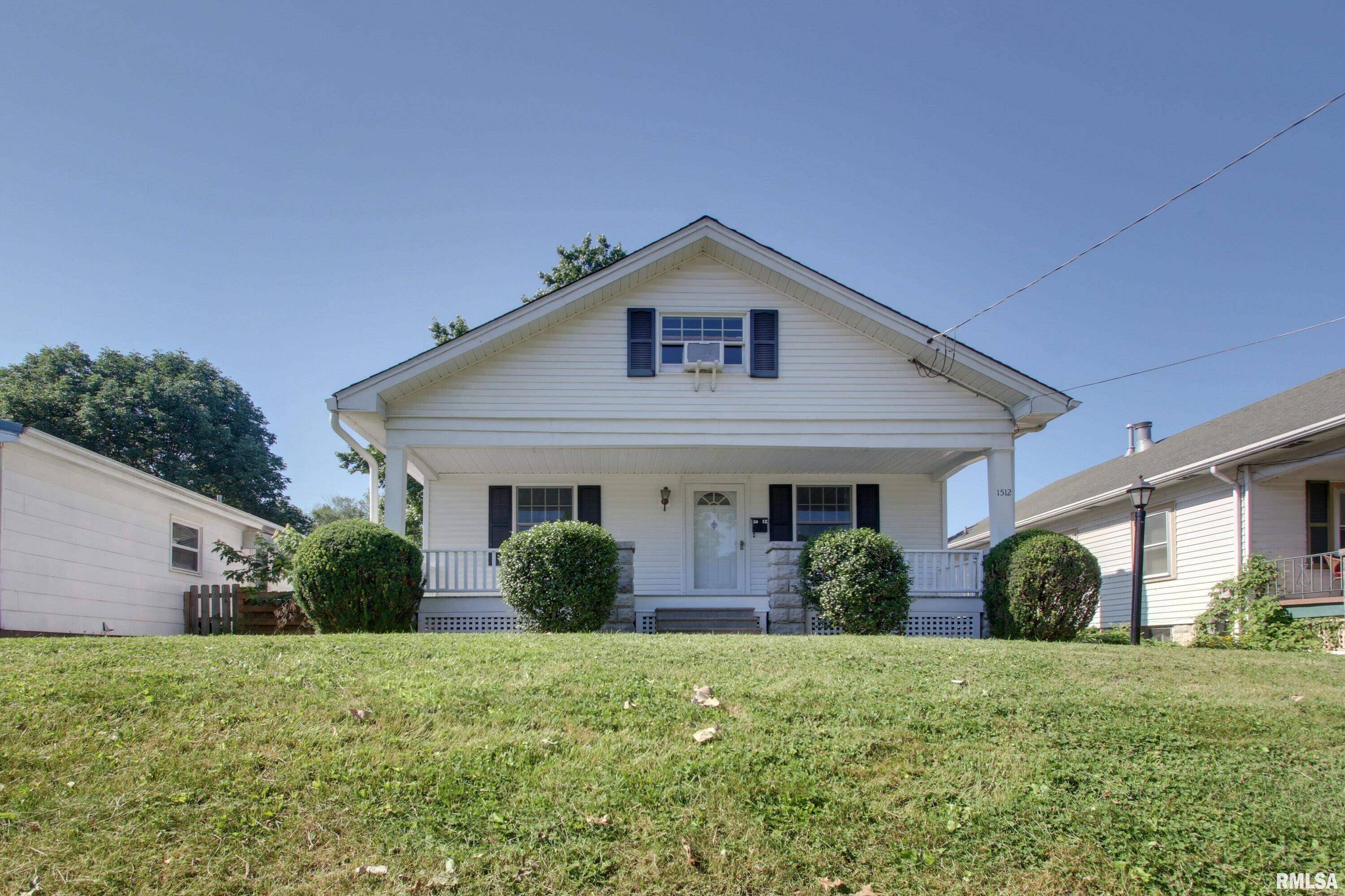 1512 LOCUST ST, Quincy, IL 62301