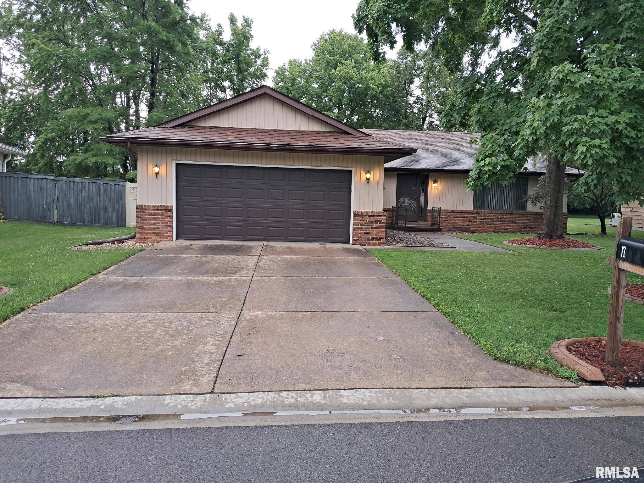 17 SARAH AVE, Springfield, IL 62703