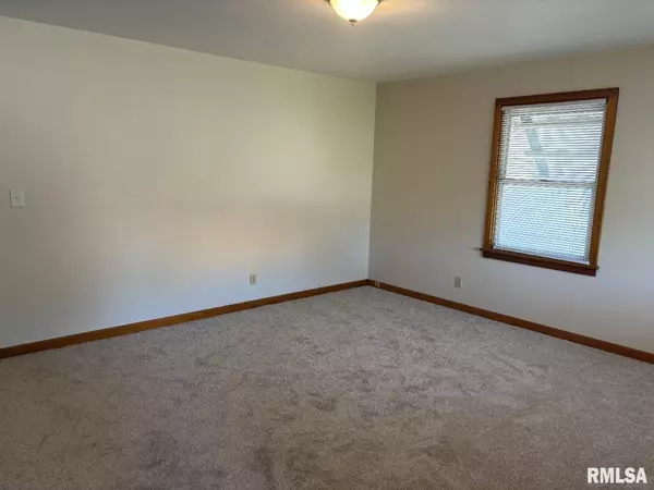 Springfield, IL 62704,2308 S WHITTIER AVE