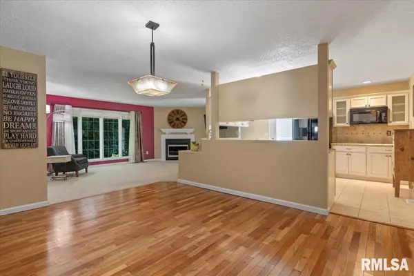 Springfield, IL 62704,1009 Rickard CT
