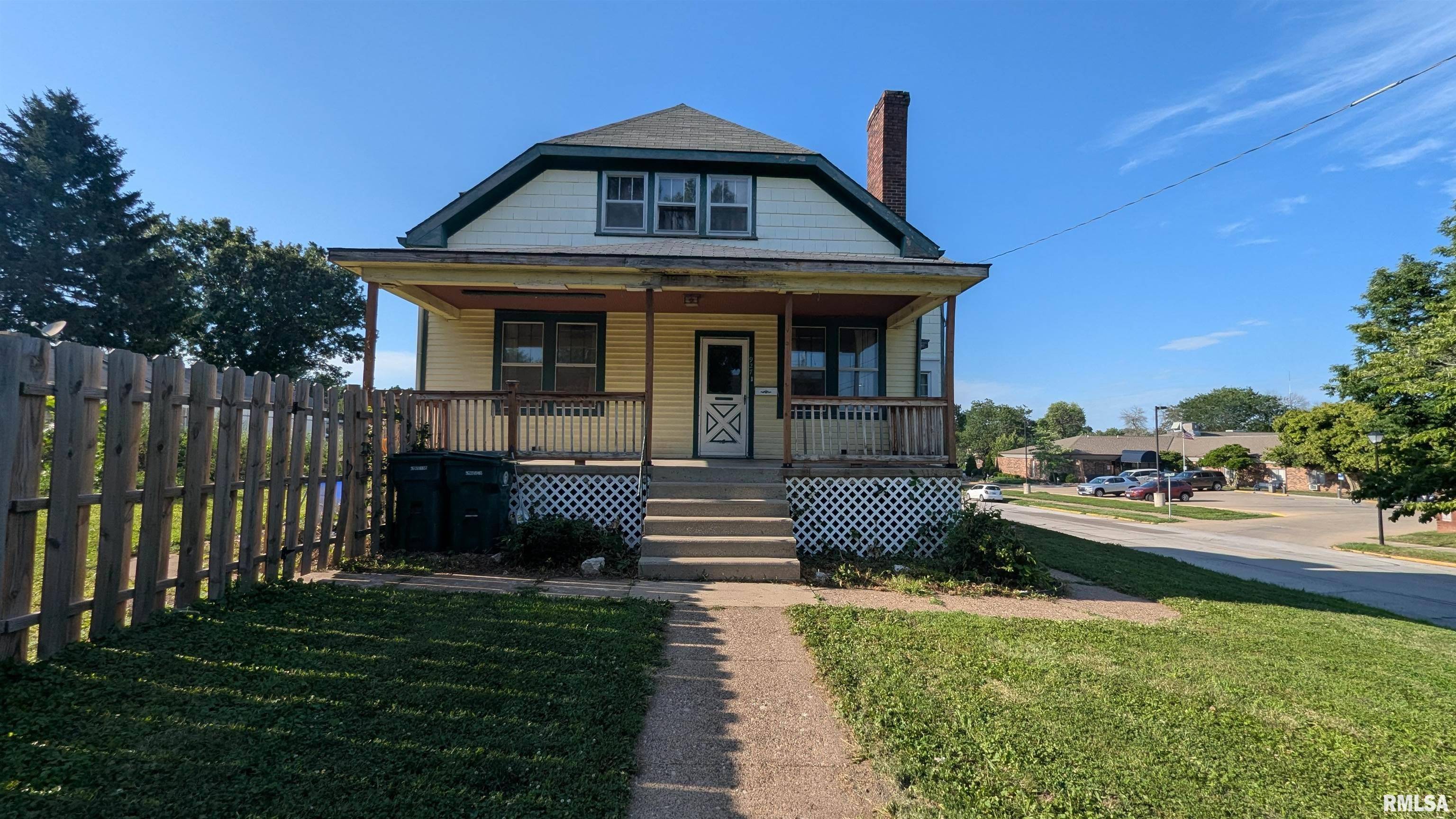 927 SYCAMORE ST, Quincy, IL 62301