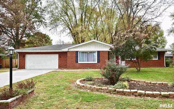 66 White Birch ST, Springfield, IL 62712