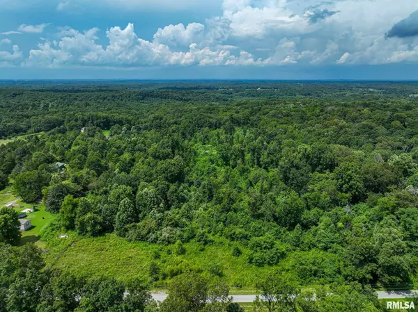 000 Parker City RD, Creal Springs, IL 62922