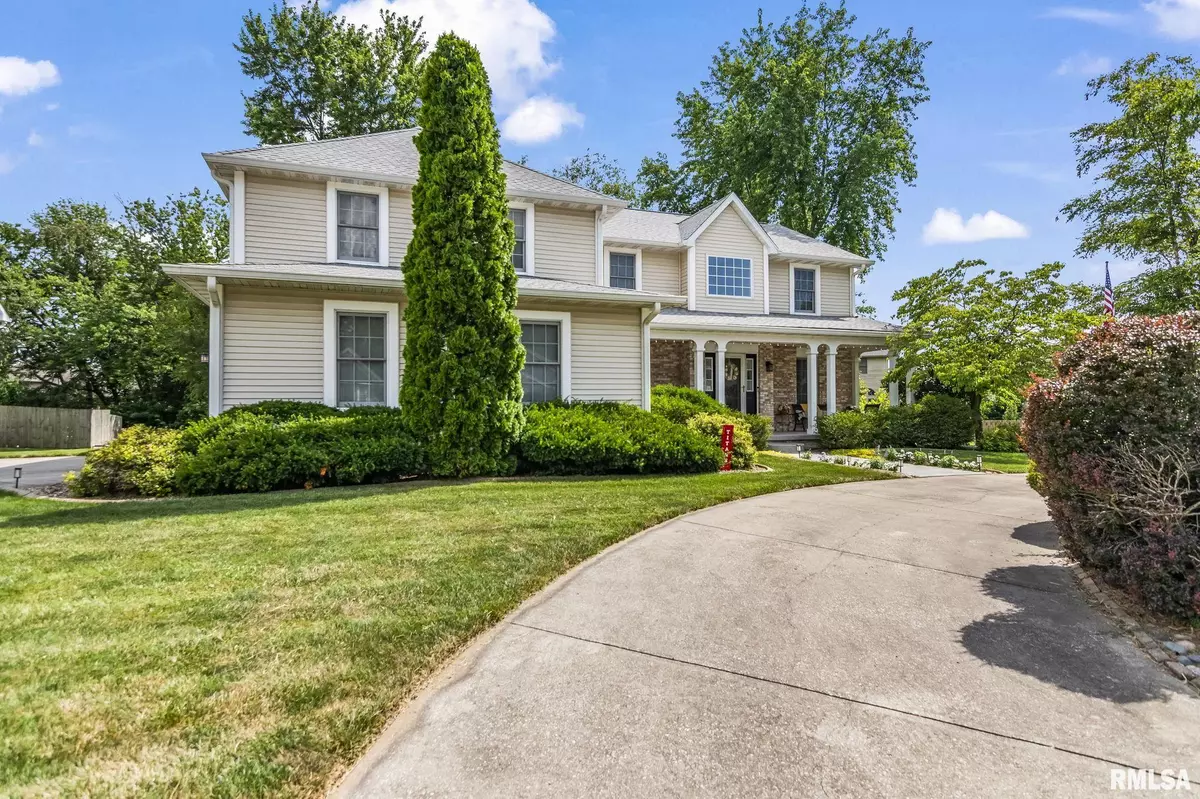 Chatham, IL 62629,816 E SPRUCE ST