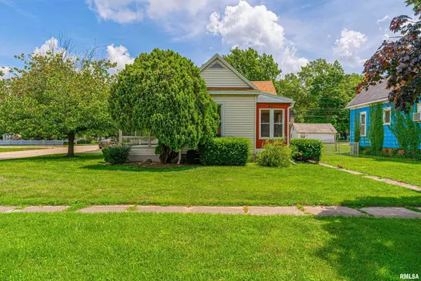 Mt Pulaski, IL 62548,421 N LAFAYETTE ST