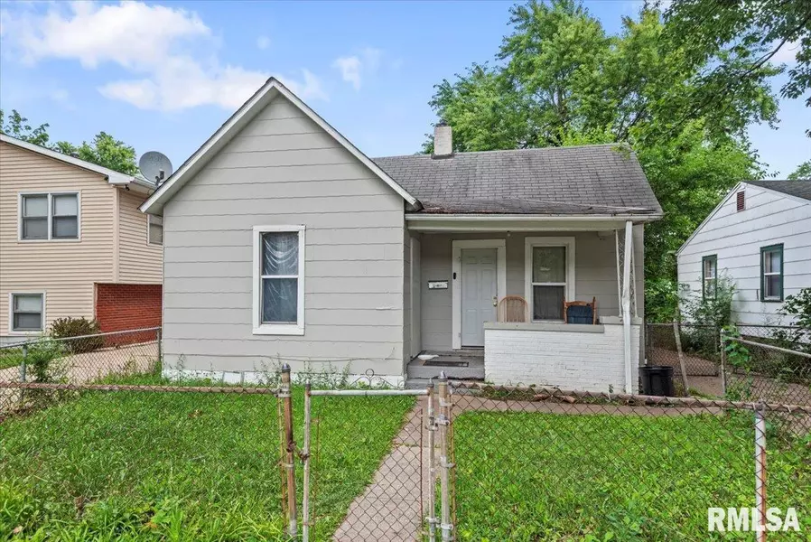 1842 Martin Luther King Jr DR, Springfield, IL 62703