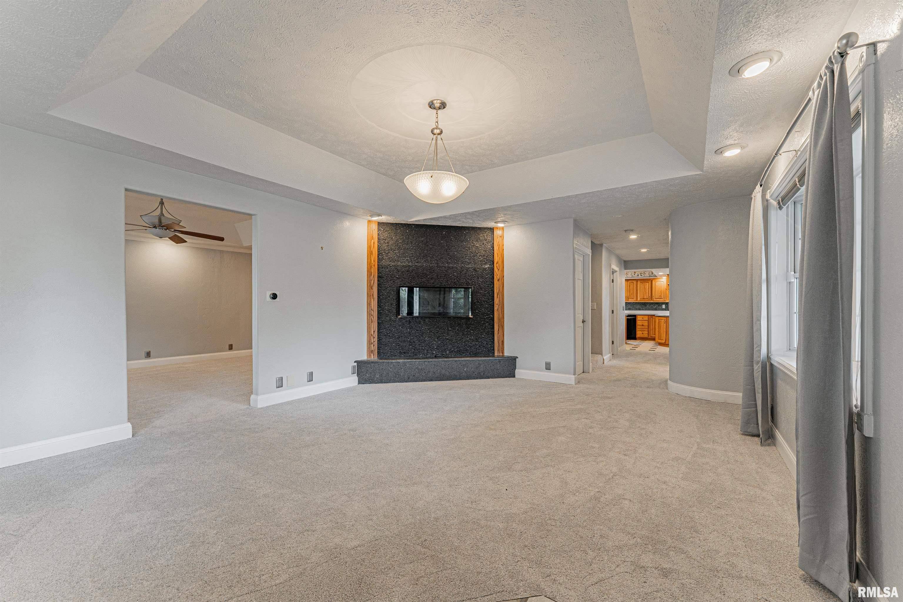Lincoln, IL 62656,429 S KICKAPOO ST
