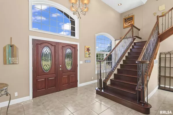 Athens, IL 62613,13599 WOODLAND DR