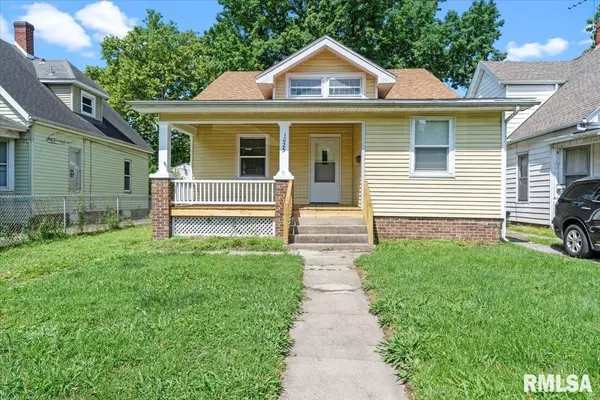 1025 N WALNUT ST, Springfield, IL 62702
