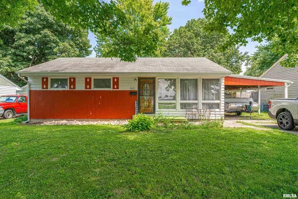 312 N JEFFERSON ST, Lincoln, IL 62656