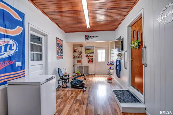 Taylorville, IL 62568,611 N WEBSTER ST