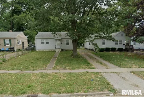 2133 E MONROE ST, Springfield, IL 62703