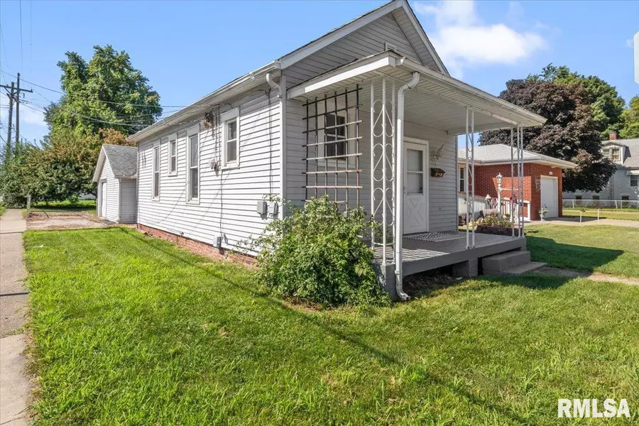 1730 Converse AVE, Springfield, IL 62702