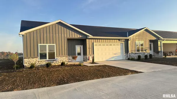 5023 CHESTNUT ST, Quincy, IL 62305