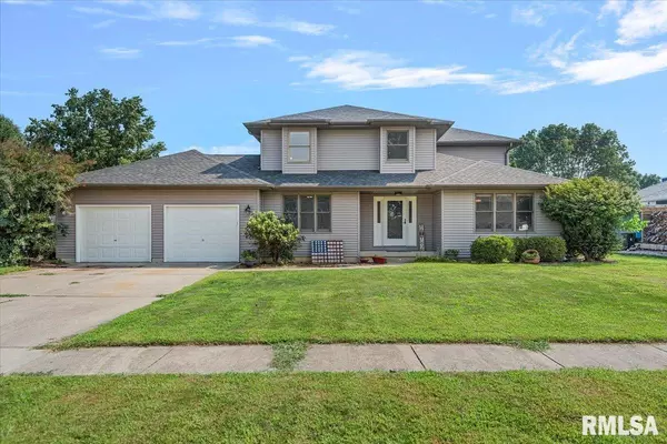 520 Gatlinburg DR, Chatham, IL 62629