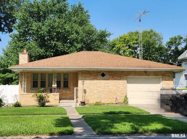 Mt Pulaski, IL 62548,316 N VINE ST