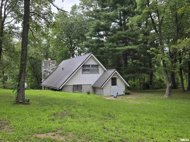 1345 N TOWNSHIP RD, Oquawka, IL 61469