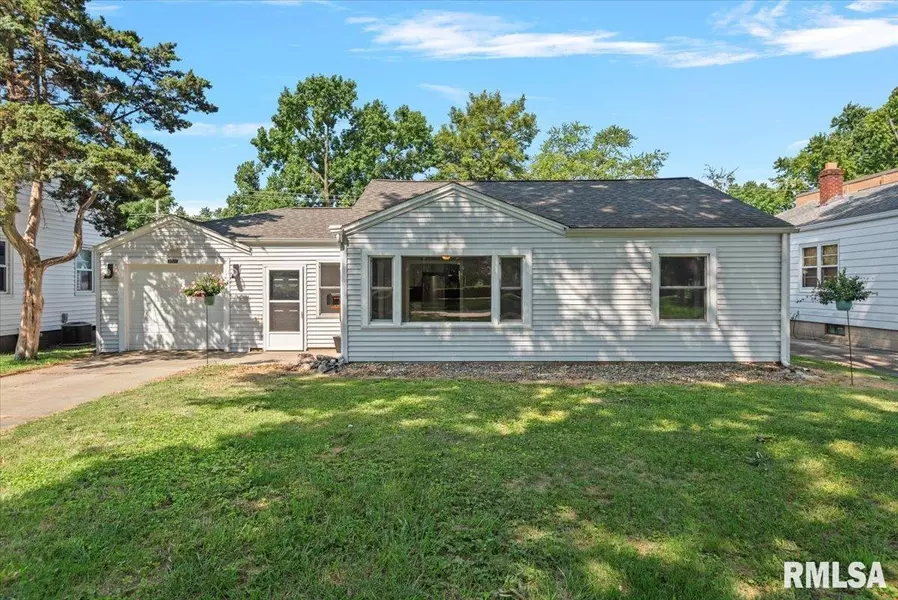 2321 S WHITTIER AVE, Springfield, IL 62704