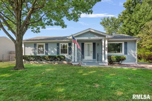 301 COLLIER DR, Springfield, IL 62704