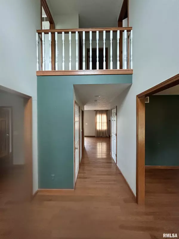 Athens, IL 62613,806 Bitterroot CT