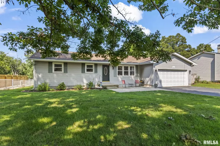 3435 GREENVIEW DR, Decatur, IL 62521