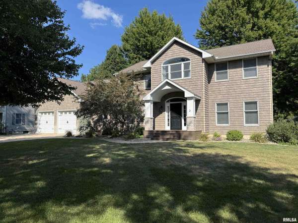 2851 PARKWAY CT, Galesburg, IL 61401