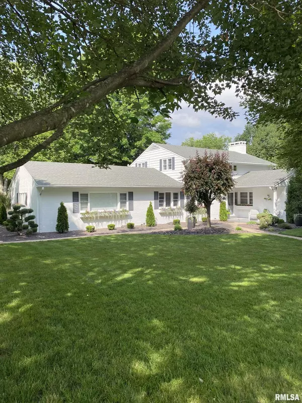 Quincy, IL 62301,320 Lincoln Hill NW Avenue Northwest