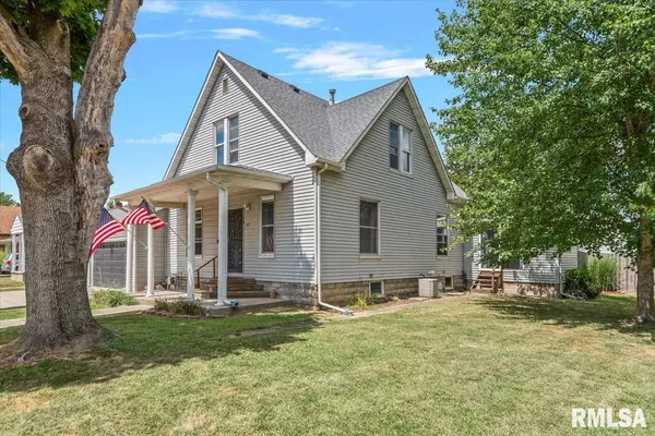Taylorville, IL 62568,1017 E ASH ST