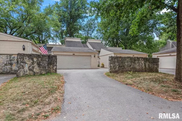 Springfield, IL 62703,23 COUNTRY PL