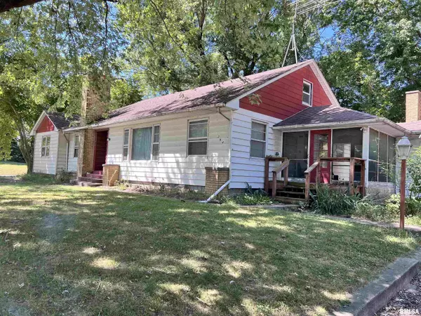 204 MILL ST, Chambersburg, IL 62323