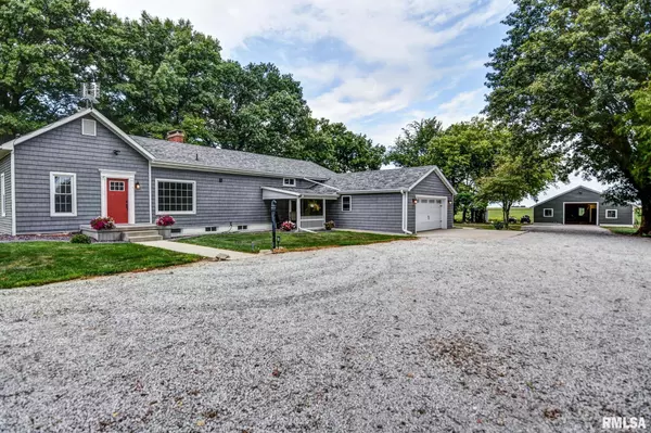 1725 IL Route 48, Taylorville, IL 62568