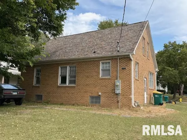 Galesburg, IL 61401,730 N CEDAR ST