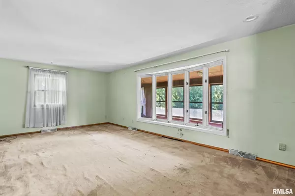 Cantrall, IL 62625,34 N Wind LN