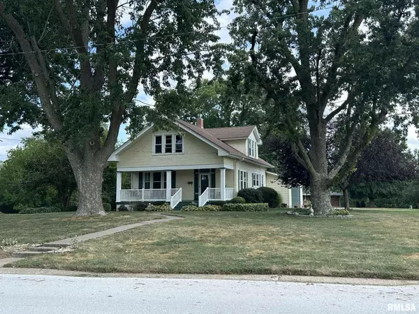 1006 CHRISTOPHER CT, Quincy, IL 62305