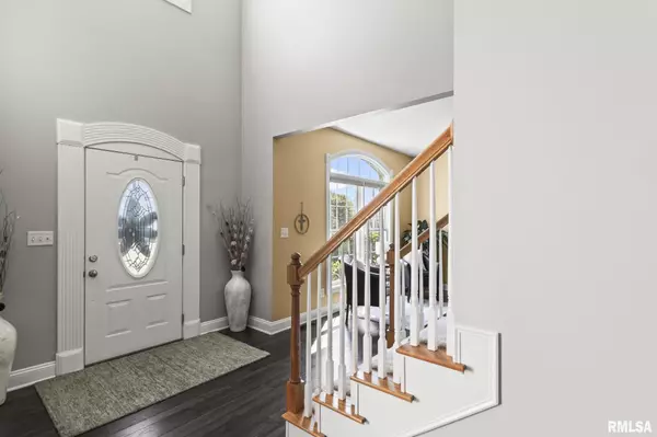 Chatham, IL 62629,315 ASPEN DR