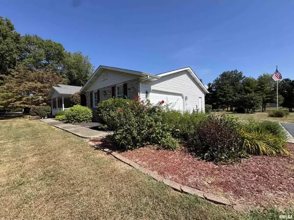 Riverton, IL 62561,22 MARY LN