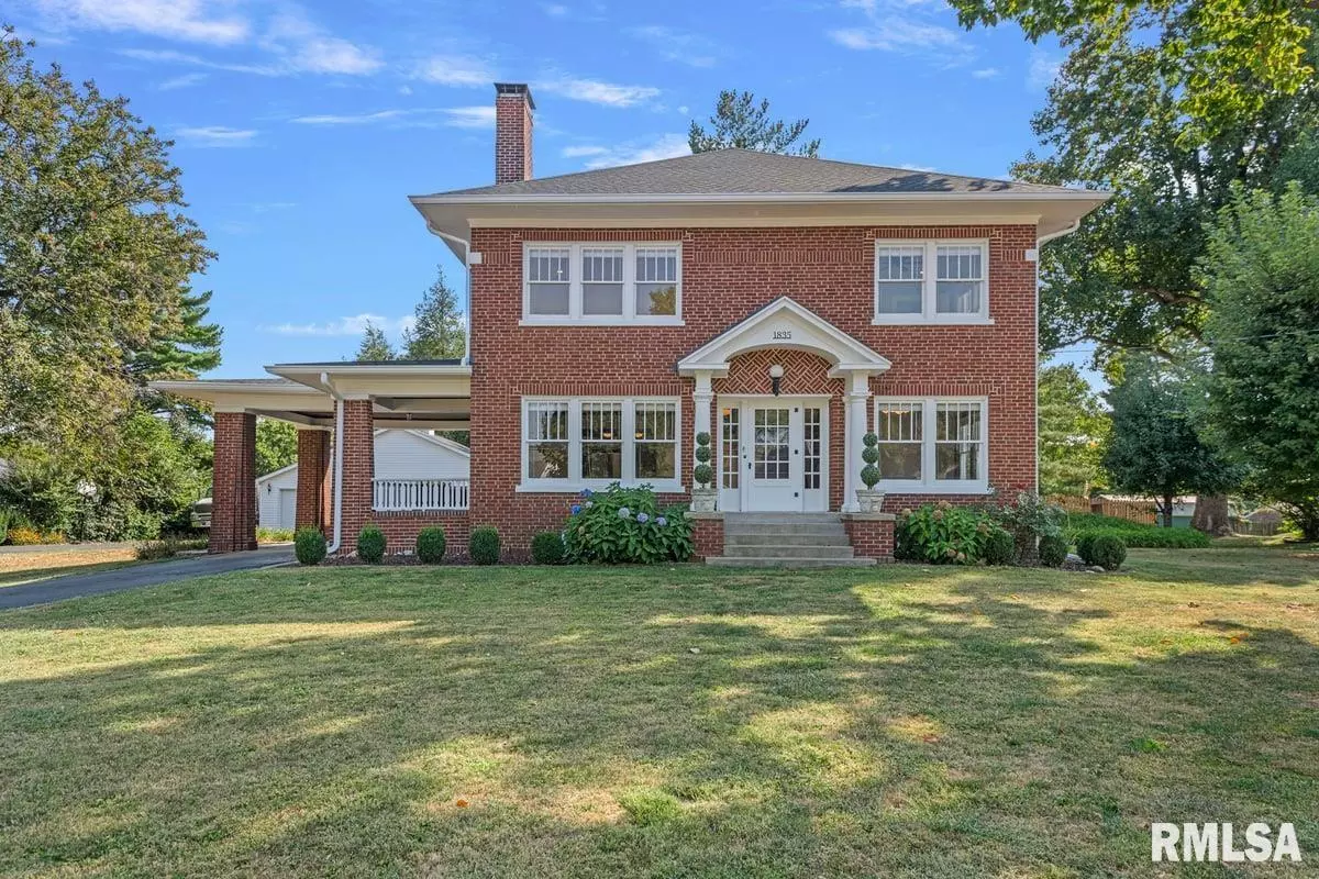 Jacksonville, IL 62650,1835 MOUND RD