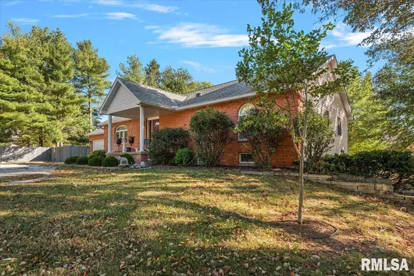 Rochester, IL 62563,800 S WALNUT ST