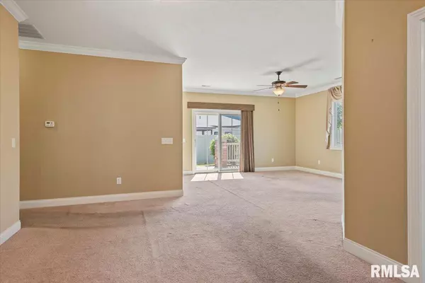 Springfield, IL 62711,3406 Pinyon DR