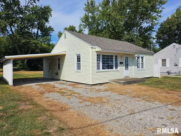 Virden, IL 62690,123 N HOBSON ST