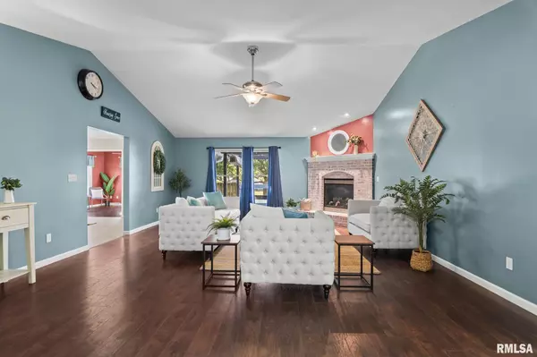 Chatham, IL 62629,1129 WOODHAVEN CT