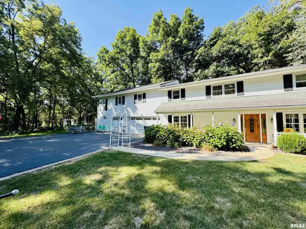 East Galesburg, IL 61430,530 W MAIN ST