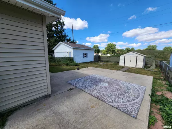 Galesburg, IL 61401,1409 HOLLYCREST CIR