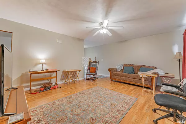 Atlanta, IL 61723,100 NW WALNUT ST